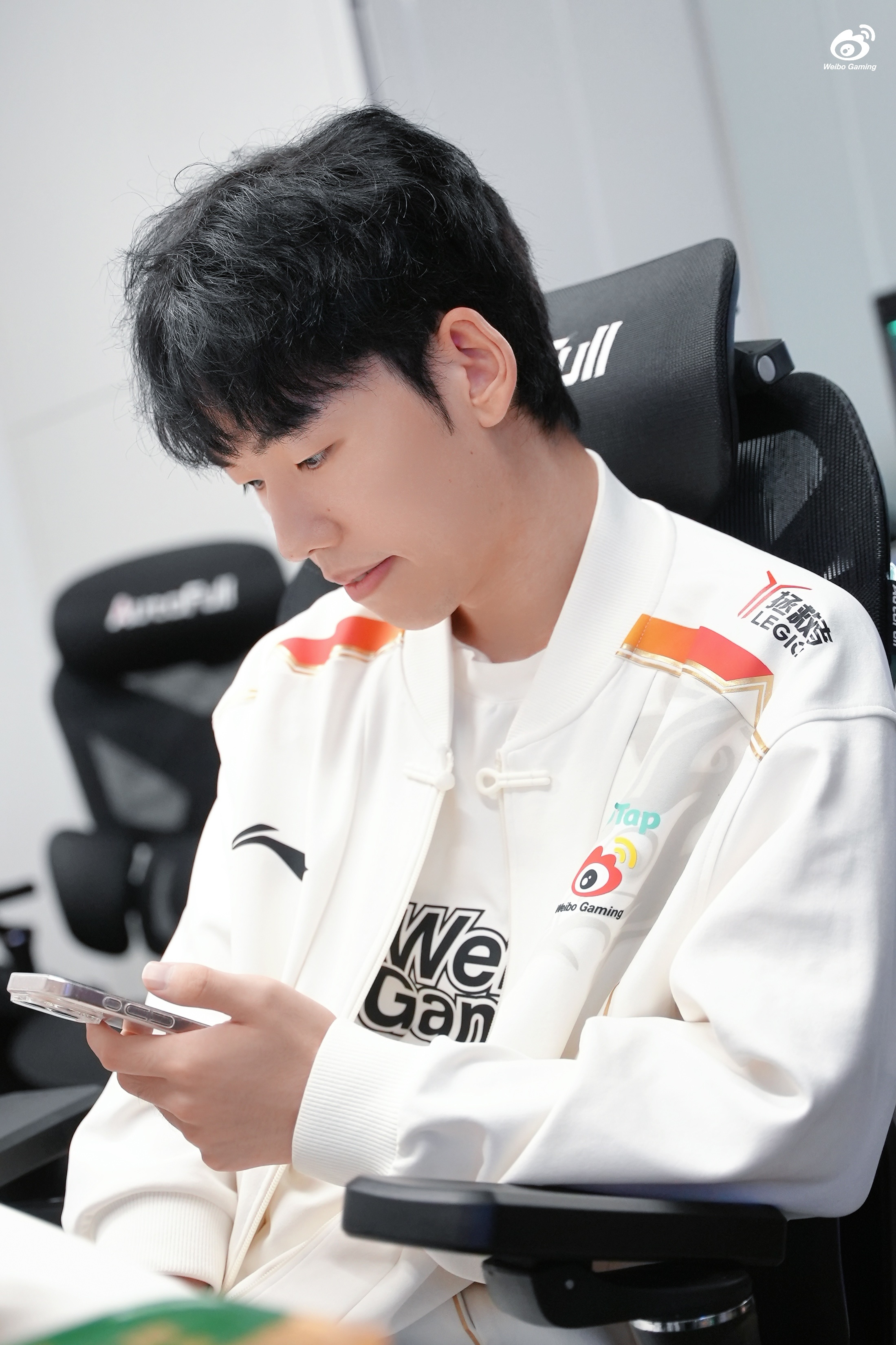 DRX横扫100T,Faker拿下关键大龙焦点之战2025世界赛,留下经典瞬间的简单介绍 DRX横扫100T,Faker拿下关键大龙焦点之战2025世界赛,留下经典瞬间的简单介绍