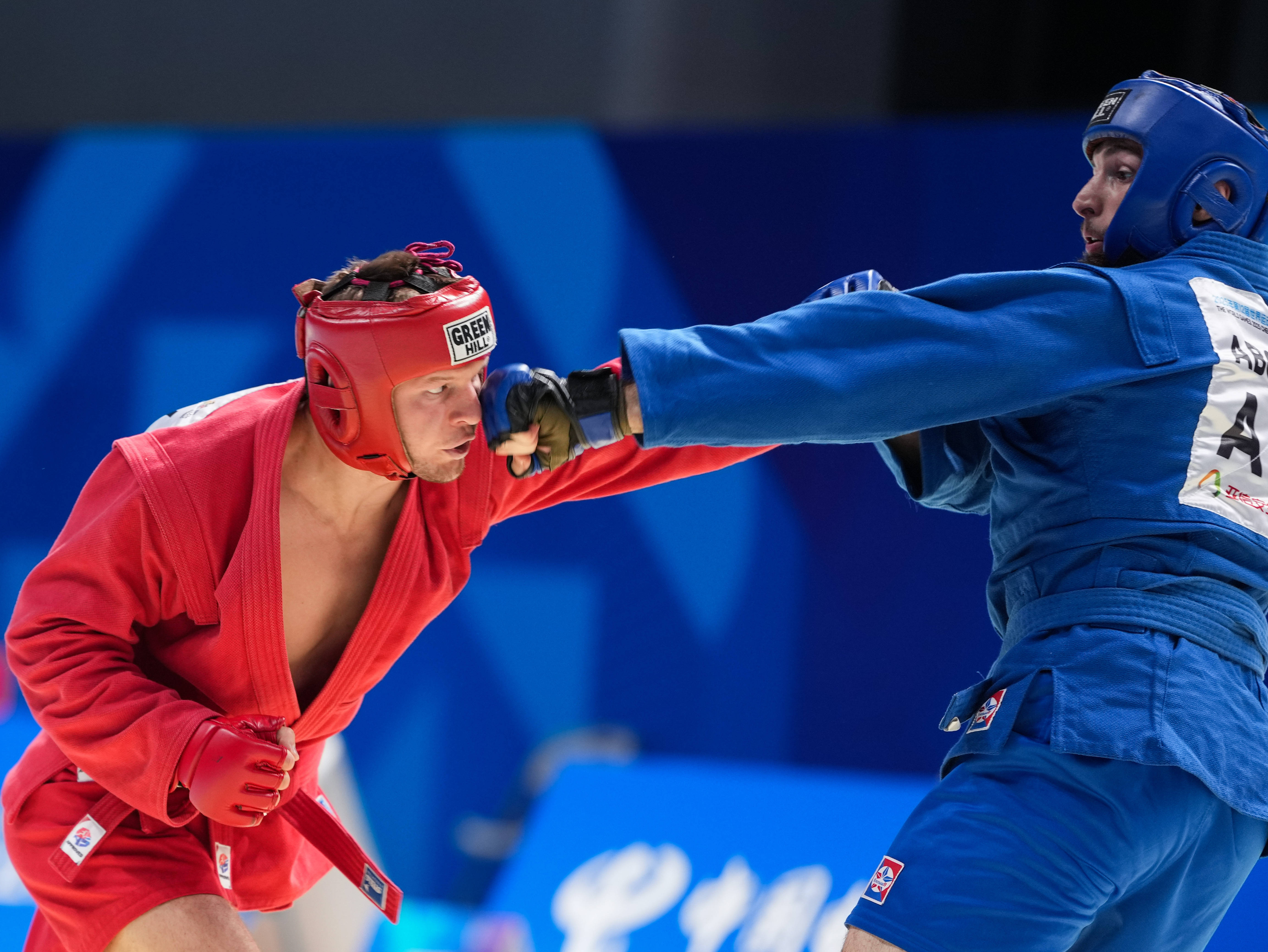 乌克兰击剑选手称霸赛场