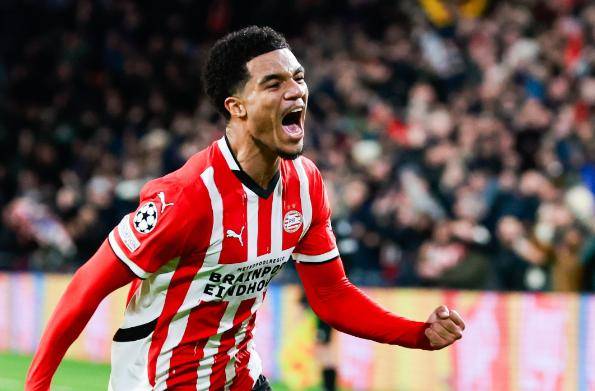 效力慕尼黑的年轻球员迅速崭露头角 效力慕尼黑的年轻球员迅速崭露头角