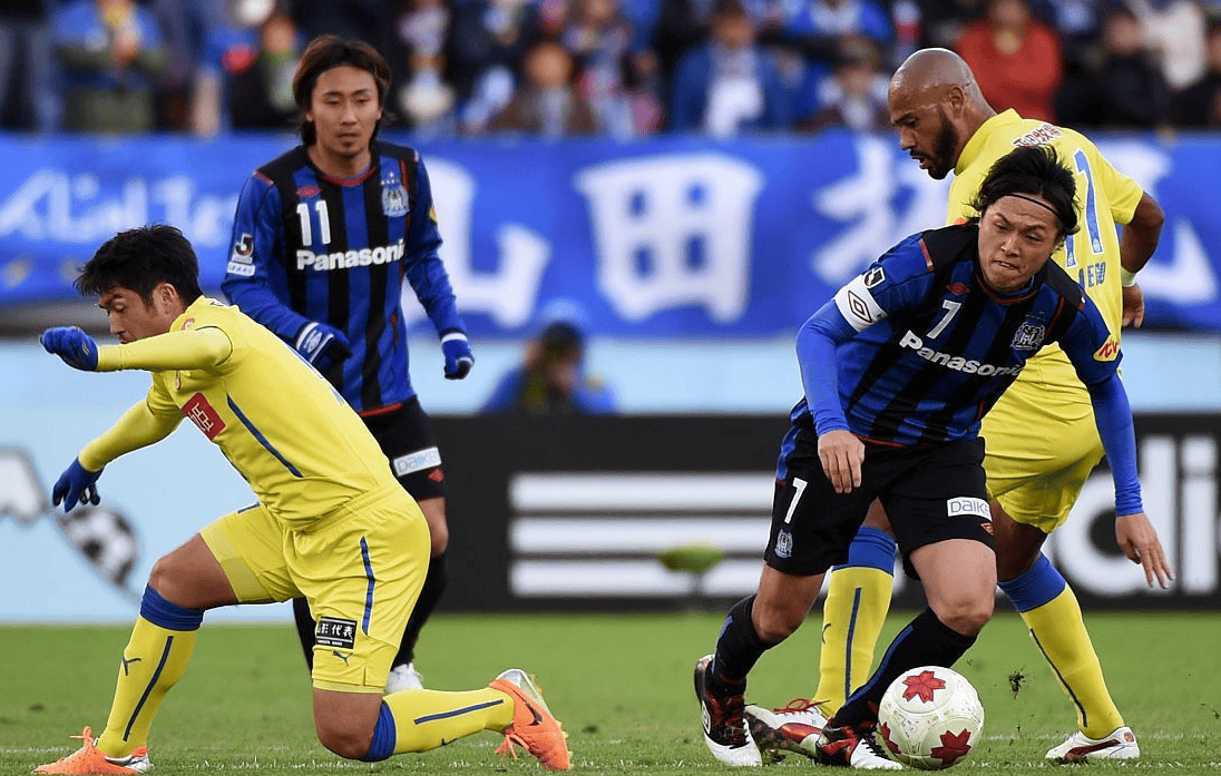 开云官方app入口-包含黄蜂队遭遇溃败，魔术队发挥出色逆袭获胜的词条