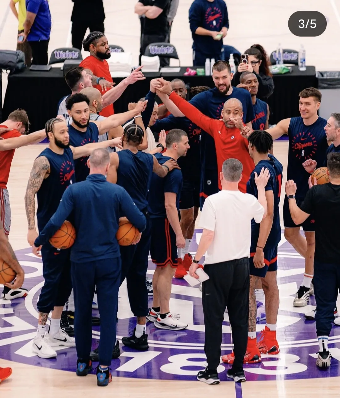 开云体育官方网站-包含快船队主场大胜，赢得球迷认可的词条