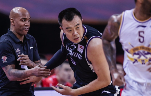 开云体育在线-黄石男篮强势崛起，势不可挡向胜利进发的简单介绍