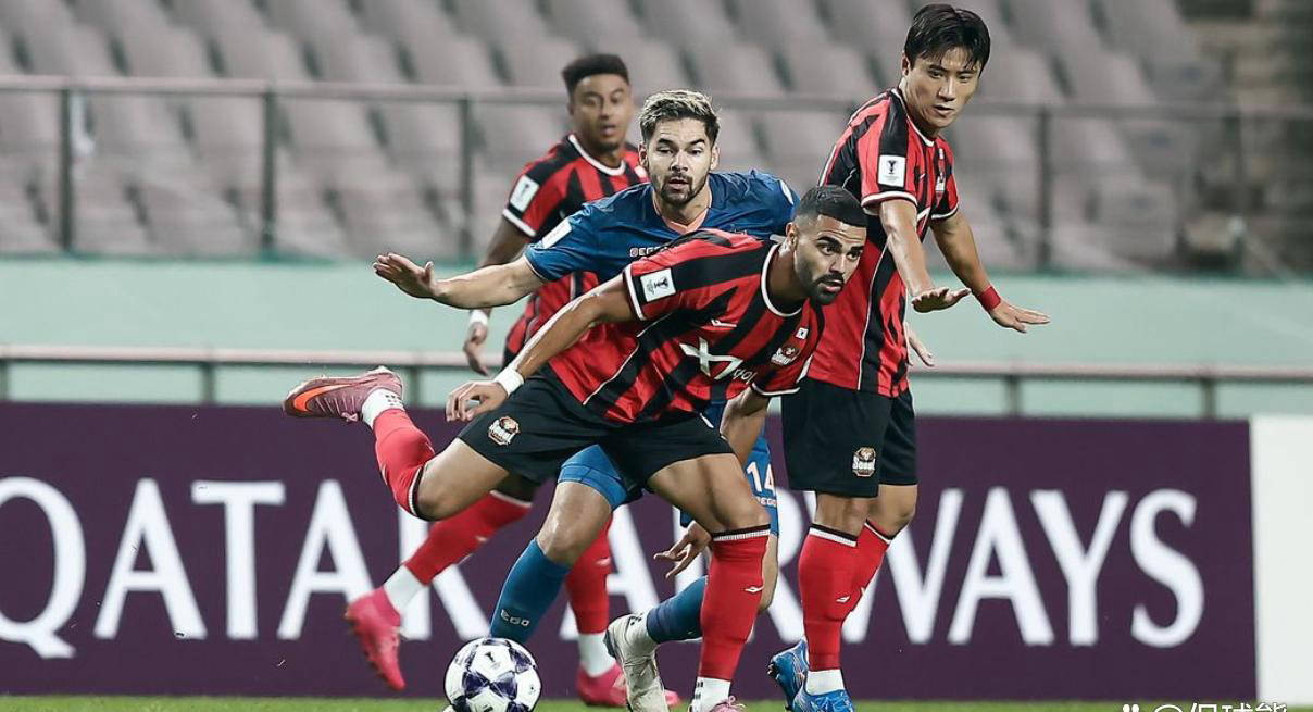 东京球队在亚冠赛场上展现出色 东京球队在亚冠赛场上展现出色