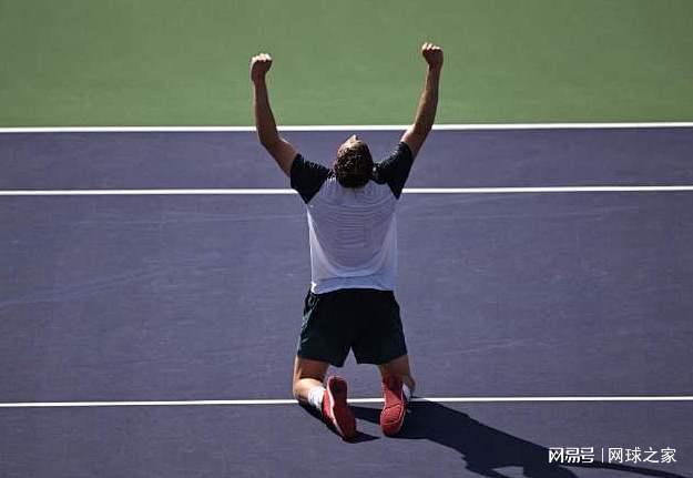 英国网球队鏖战德国网球队，克耶高斯绝境逆转的简单介绍