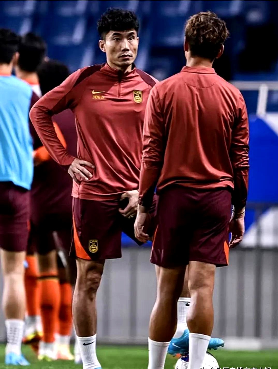 包含英格兰横扫中国，姆巴佩关键制胜的词条