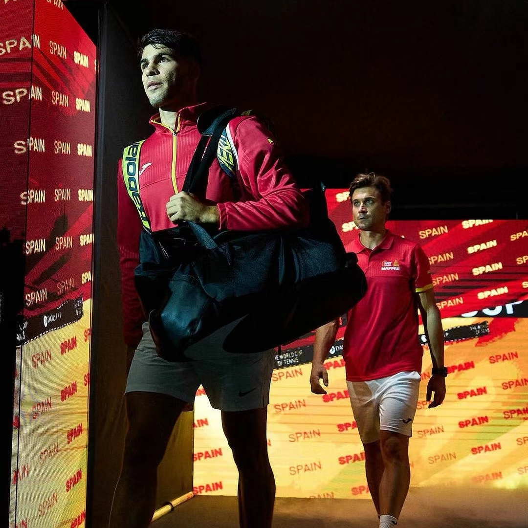 戴维斯杯绝杀拉沃尔杯,西西帕斯刷新纪录的简单介绍 戴维斯杯绝杀拉沃尔杯,西西帕斯刷新纪录的简单介绍