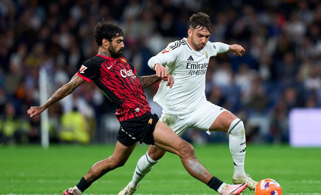 开云体育直播-皇马横扫西班牙，范戴克关键制胜