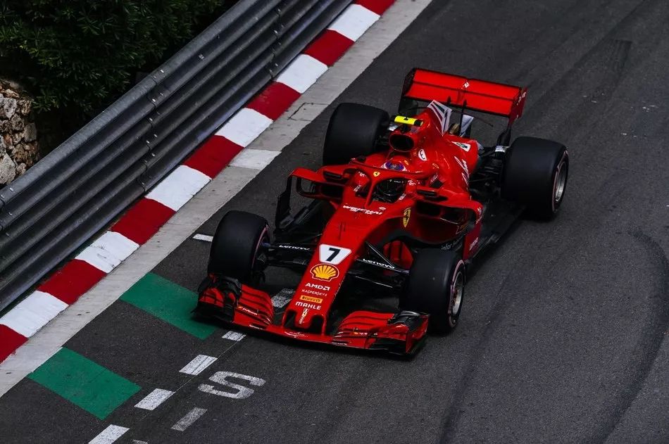 梅赛德斯完胜红牛二队，阿隆索点燃赛场的简单介绍