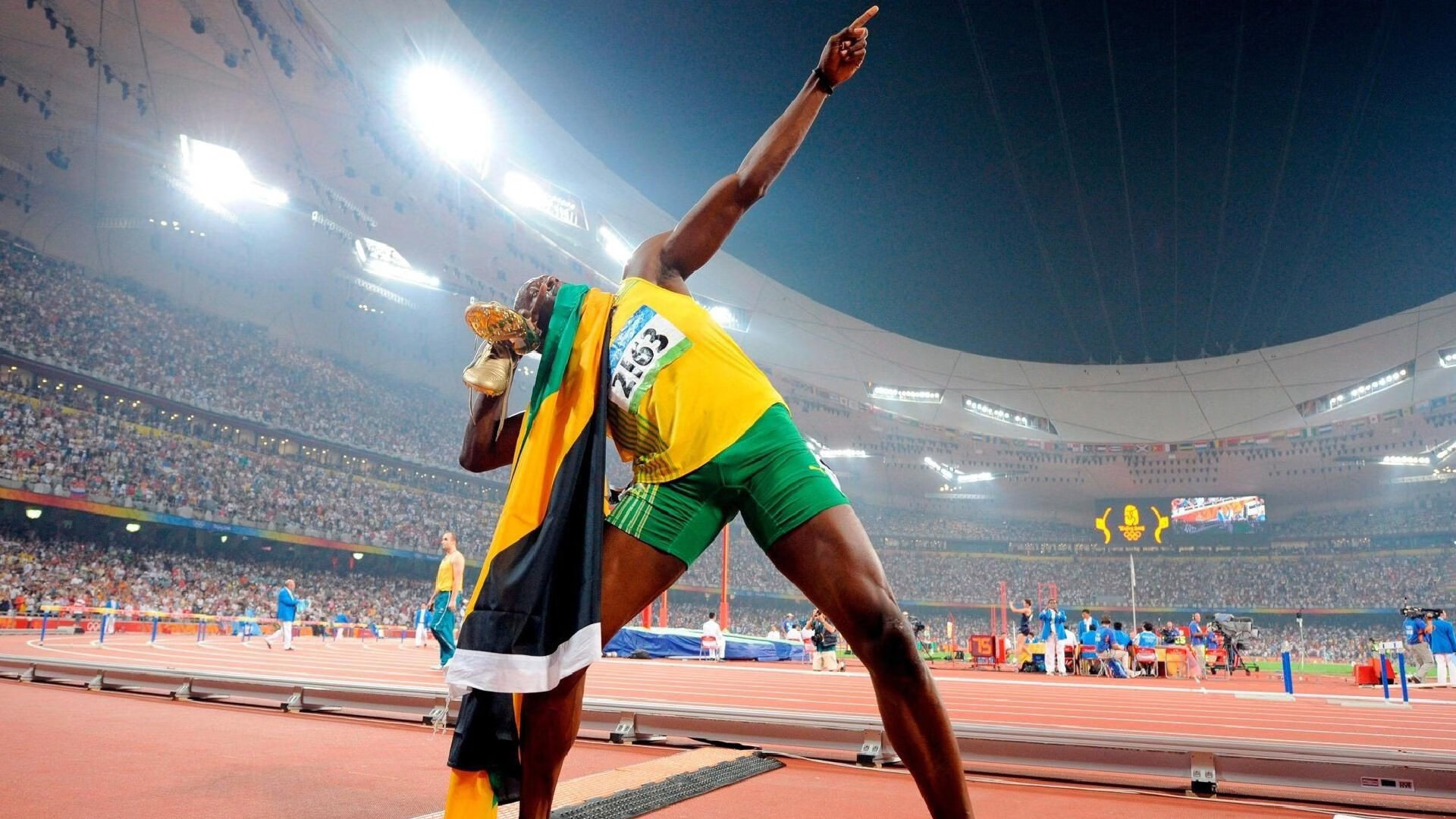 维也纳的狂想曲，当奥地利队横扫葡萄牙，王皓在另一个赛场刷新纪录